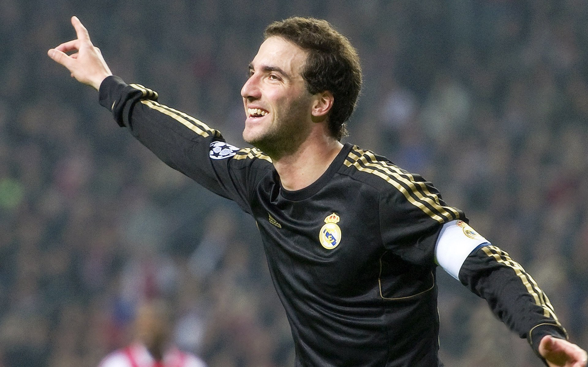 “费尔南多·比亚尔巴：阿根廷橄榄球的技艺与智慧的结合体”