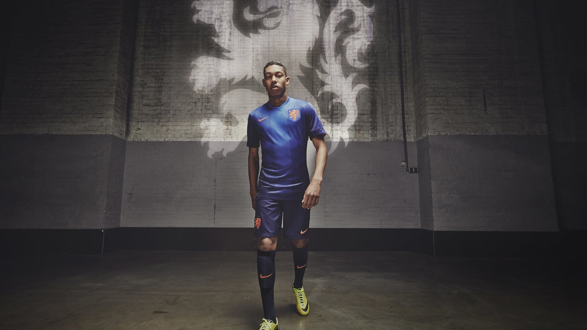 ac米兰球队官网-球迷投票：最令人惊艳的进球TOP10！，进球推荐